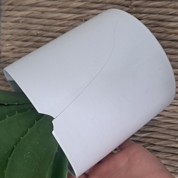 Wooden stool plant 🪴 holder - Picture 5 of 6